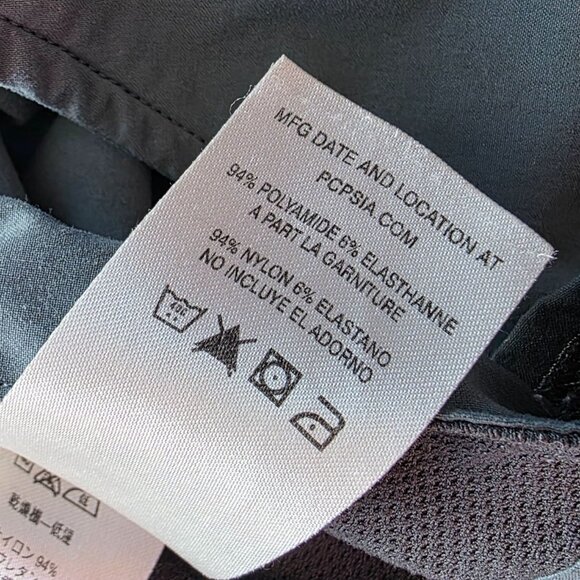 Patagonia Mens 30 Shorts Quandary 12 in Gray Nylon Pockets Outdoor Hiking - Picture 11 of 12